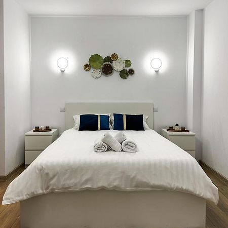 Superior One Bedroom Apartment Unirii Square Bukarest Eksteriør billede