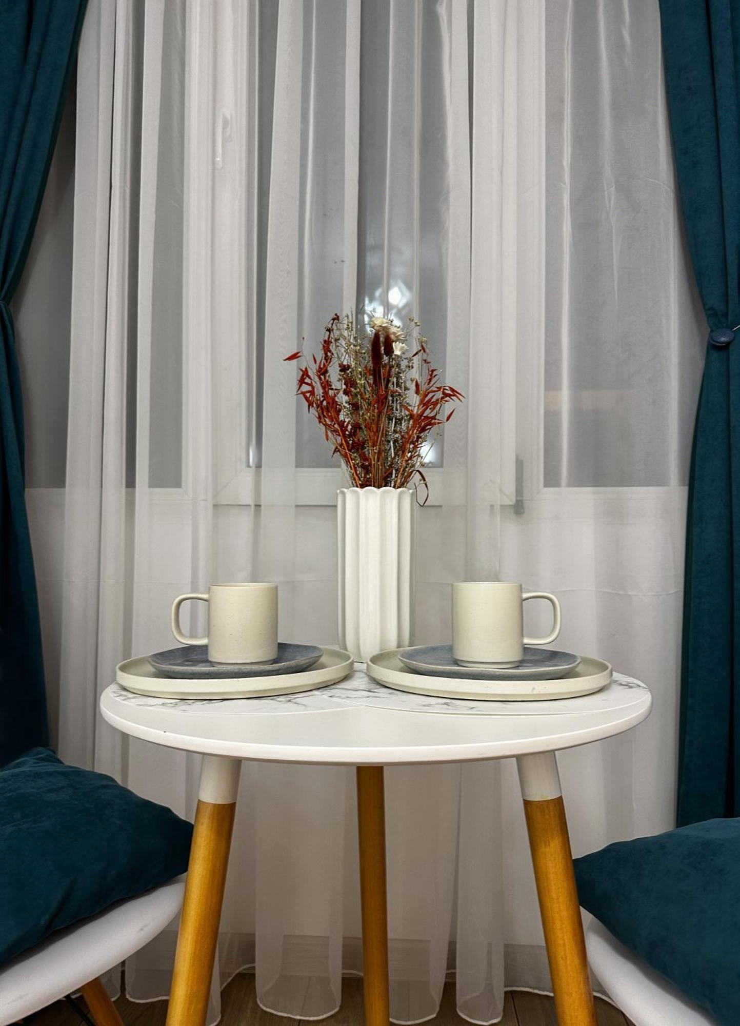 Superior One Bedroom Apartment Unirii Square Bukarest Eksteriør billede