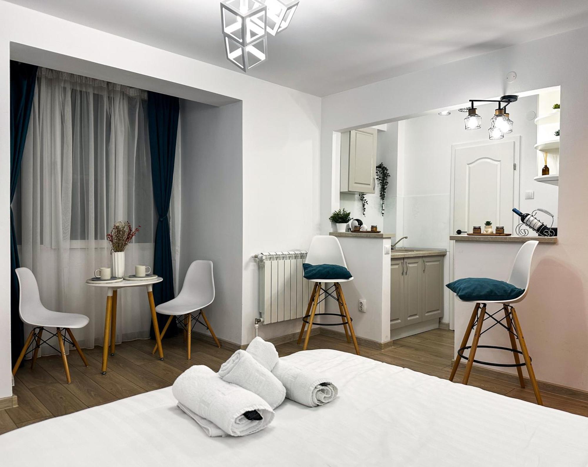 Superior One Bedroom Apartment Unirii Square Bukarest Eksteriør billede